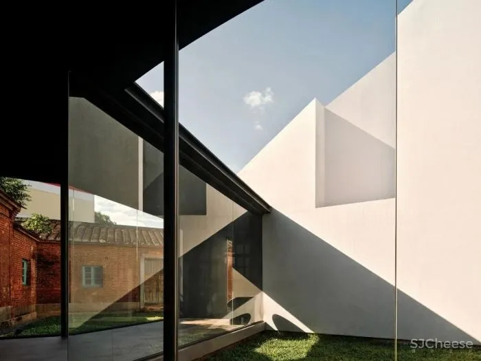 新作 游走于廊道间 告别三合院 CYS.ASDO