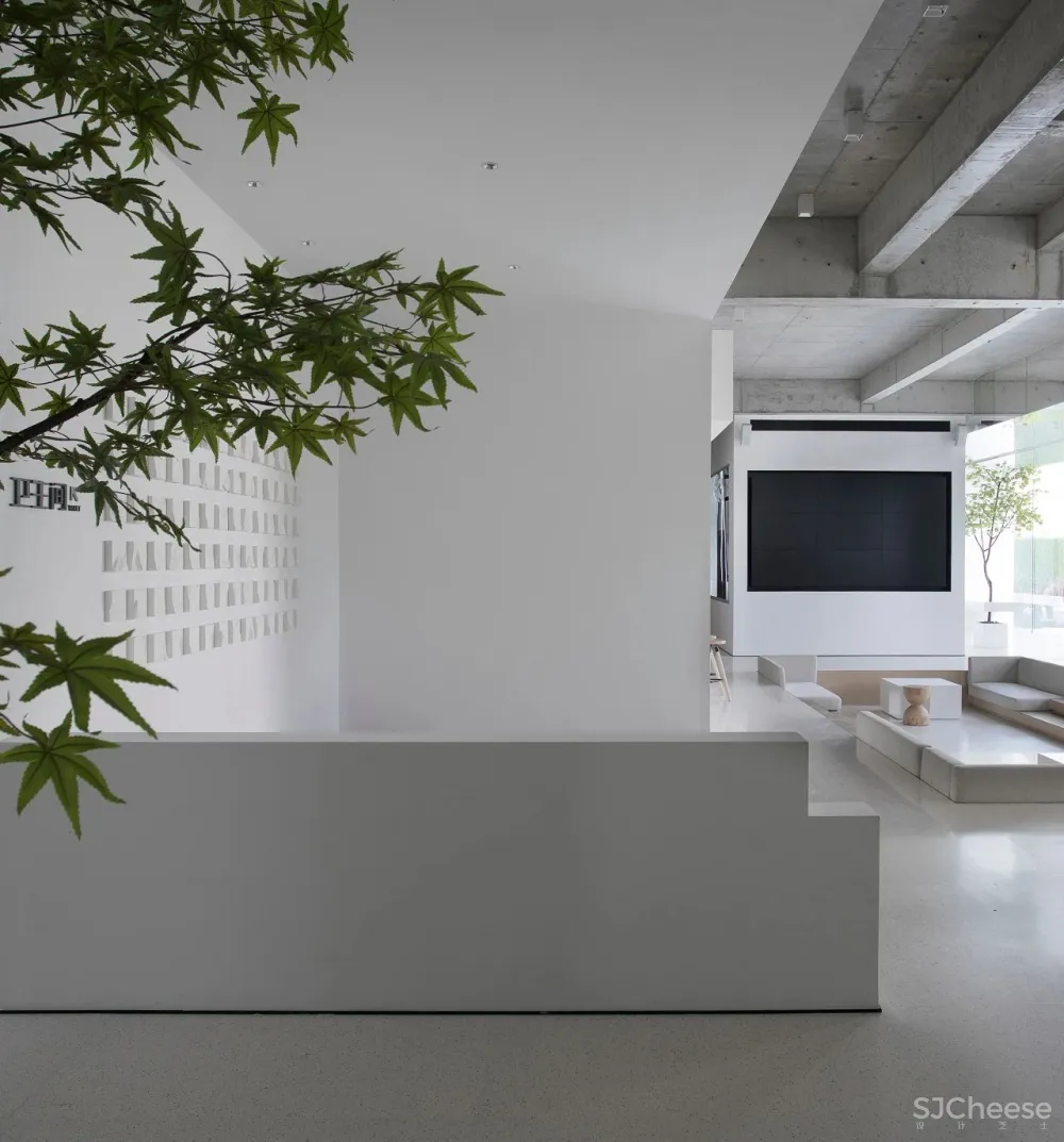 凯佳.江南里售楼中心当代简雅的艺术通感,寓意着未来城居的风向标