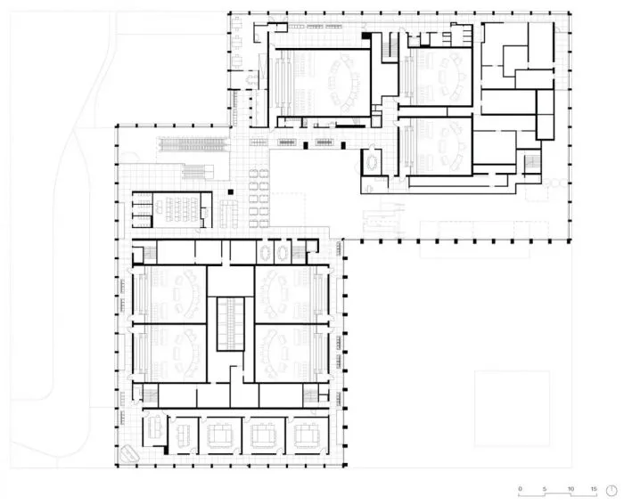 新阿姆斯特丹法院 荷兰最大、最权威的法院