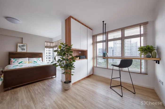 坚持“去客厅化”装修，打满墙书架又做大开间，102㎡宽敞又亮堂