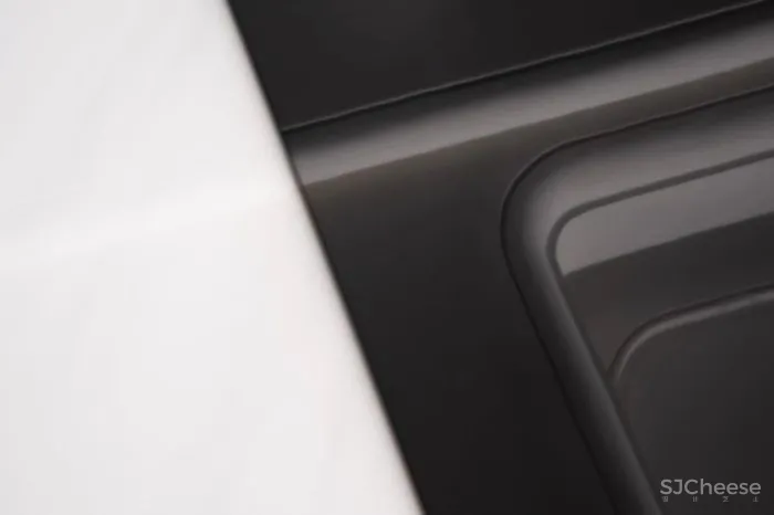 新作丨 海天中心 × 卡纳设计：369米青岛之巅的“可居住的艺术品”