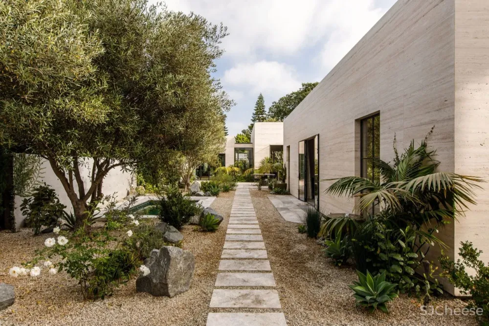 威尼斯式简约的日常内涵 Electric Bowery