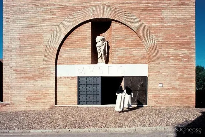 拉斐尔·莫内欧丨与历史对话才是当代建筑的价值所在