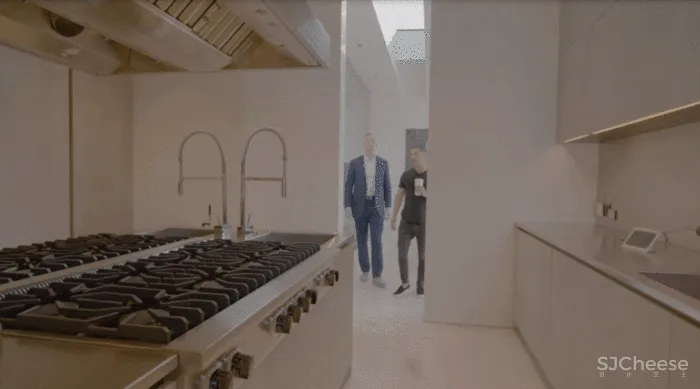 4.2亿比弗利山庄豪宅，1688㎡奢华内饰，光卫生间就14个！