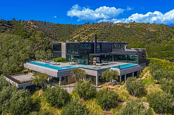 4亿的好莱坞豪宅,1453㎡到处“暗藏机关”!