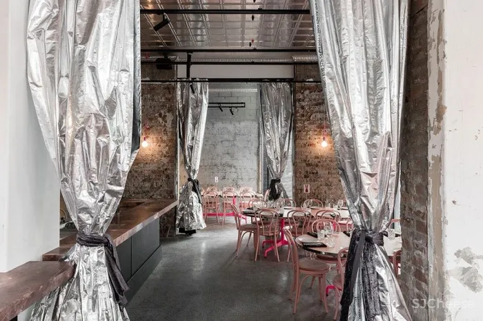 首发 | George Livissianis设计,Chin Chin +DOLPHIN 餐厅