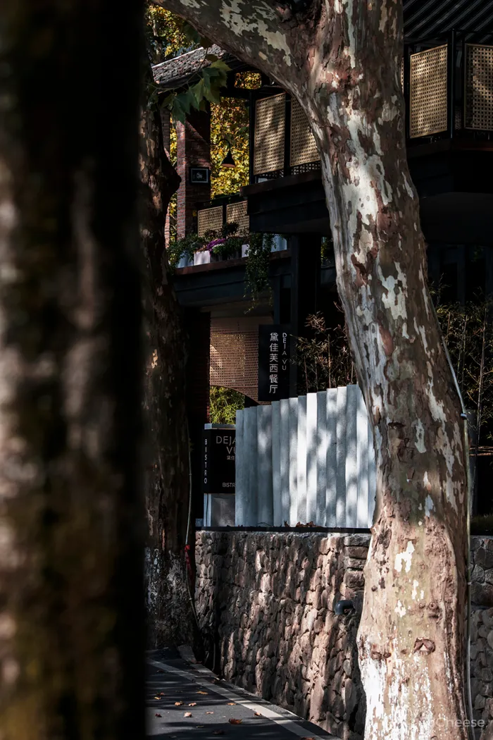 李聪 - 陈书灏 • 莫干山蚕种场｜历史保护建筑“化茧成蝶”