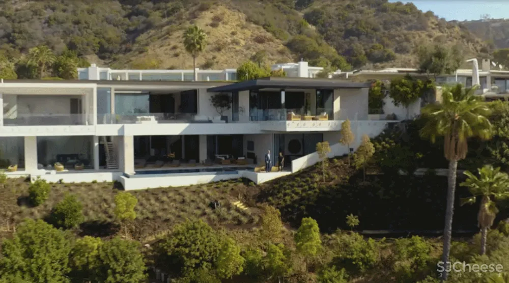 4.2亿比弗利山庄豪宅，1688㎡奢华内饰，光卫生间就14个！