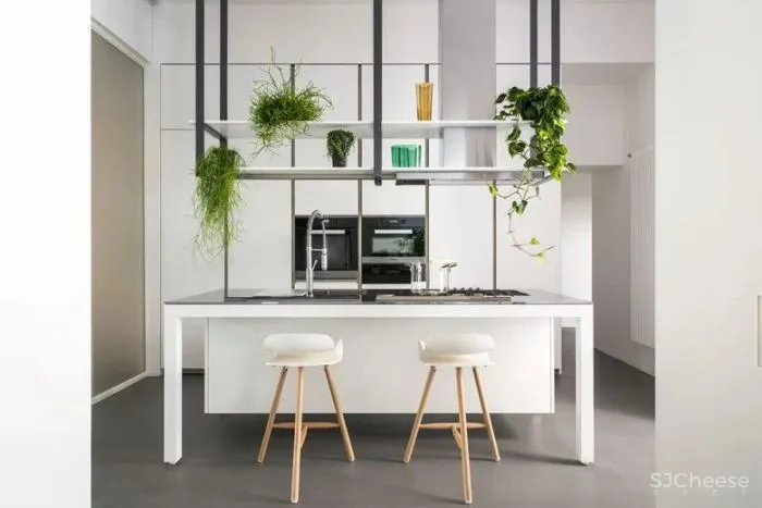 这座百年住宅不仅有精致的穹顶与复古的花砖,也拥有清爽利落的现代气息