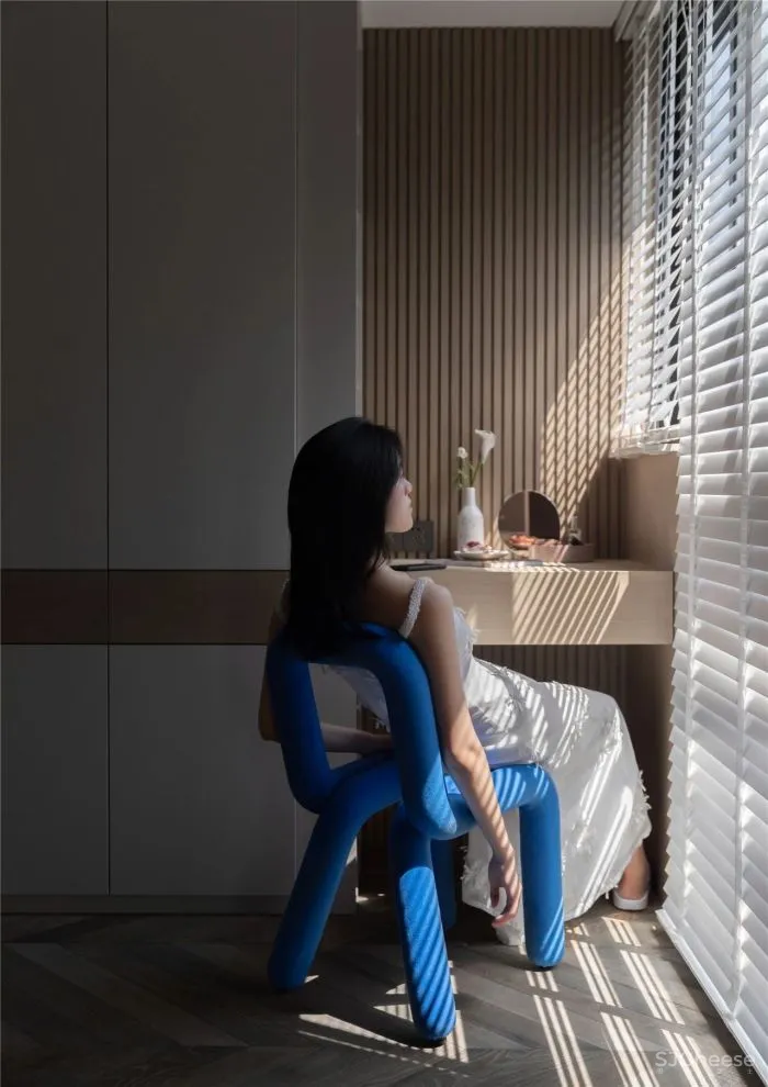 美女设计师爆改155㎡无敌窗景房，收纳满分，一室当N室，引起极度舒适