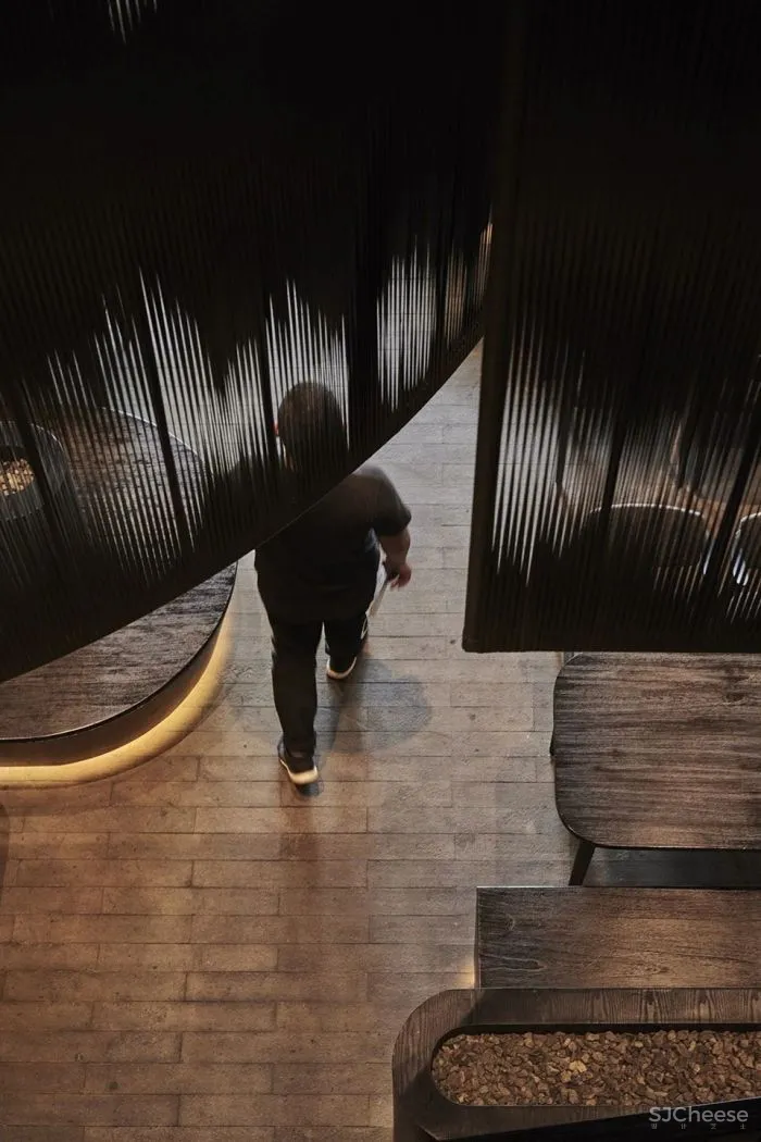 ISSEI日式餐厅,印度尼西亚 丨 Studio Kota