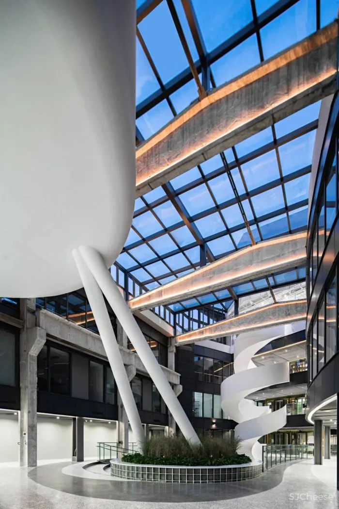 老厂房转身变新花园·中关村数创产业基地 清石设计「星作」