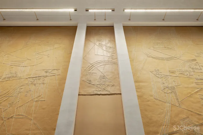 苹果最新旗舰店开幕!Foster Partners 爆改百年宫殿,刷新零售空间逼格