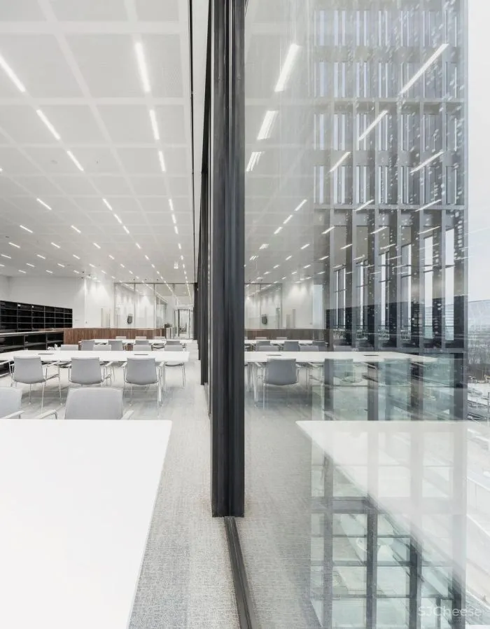 KAAN 新作 具有纪念意义和组成感的阿姆斯特丹新法院大楼