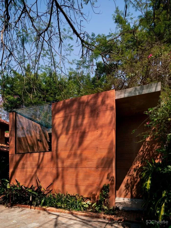 Equipo de Arquitectura丨光影与树 ，洗涤心灵的地方