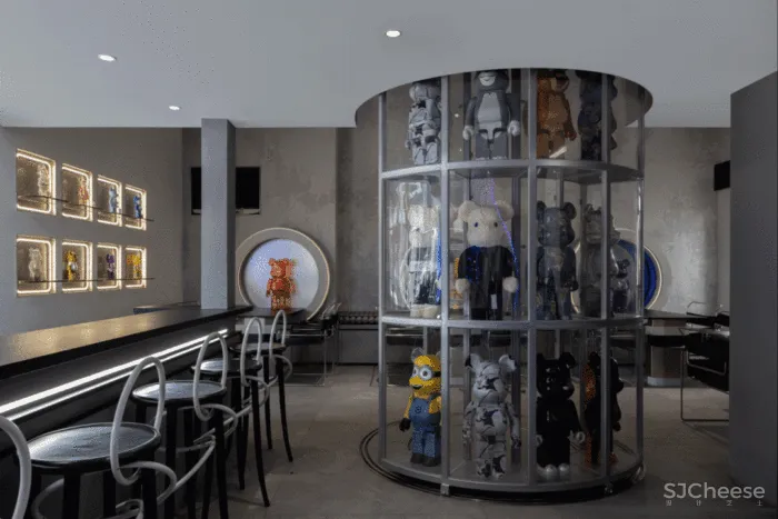 Topworks Lab×CREM@:潮玩运输计划