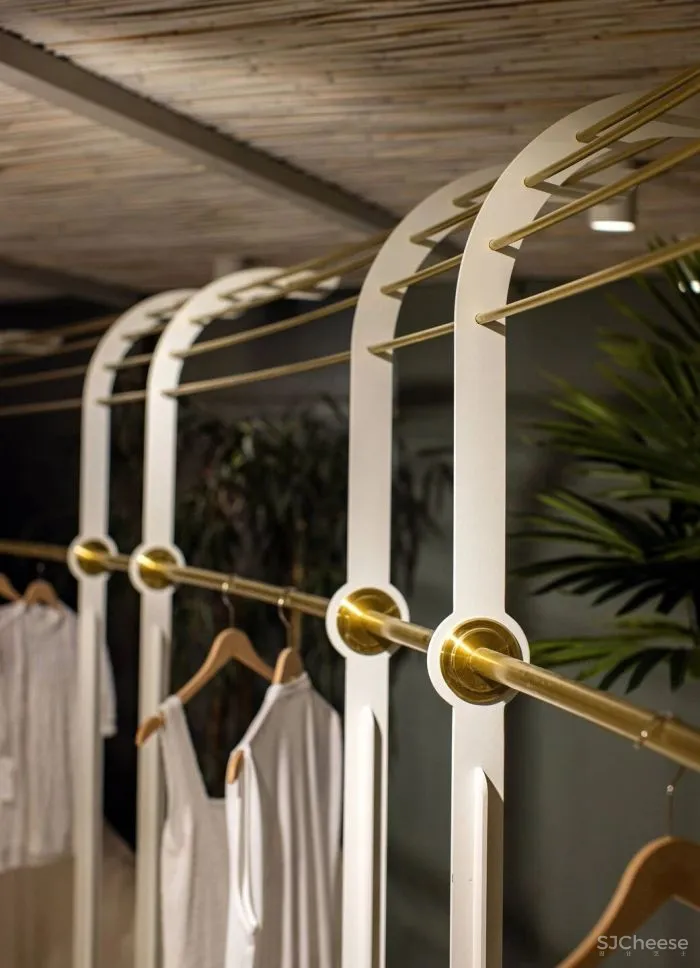 土耳其Ulupinar服装展厅设计,混乱寻求“宁静”的体验