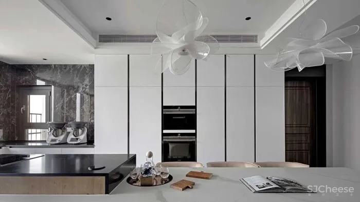 杭州尔间设计丨相半一个幸福的四口之家