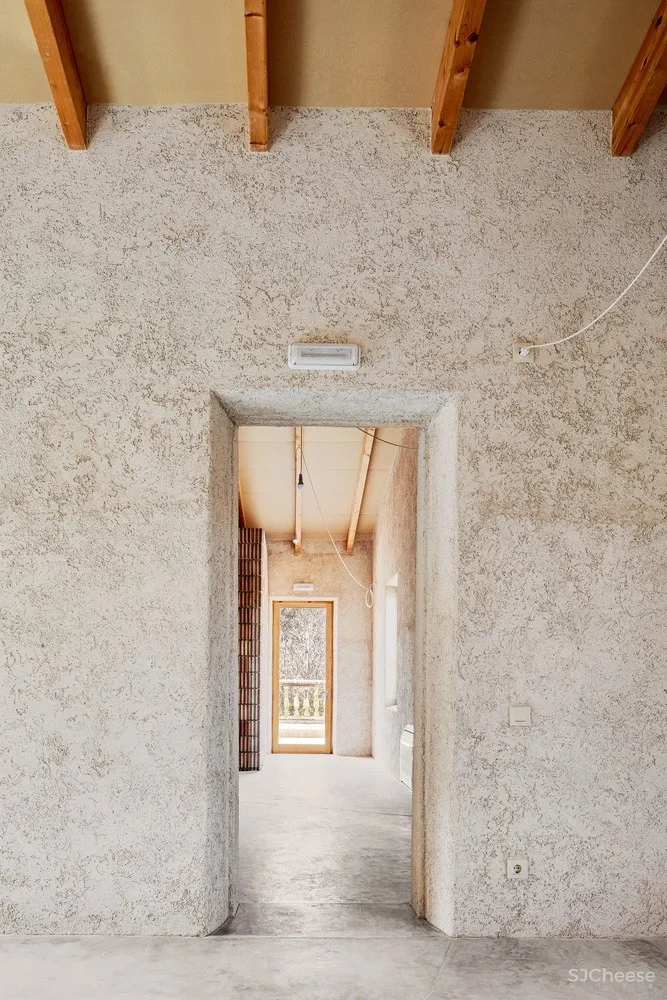 Aulets Arquitectes:巴塞罗那改造住宅 Enological Station