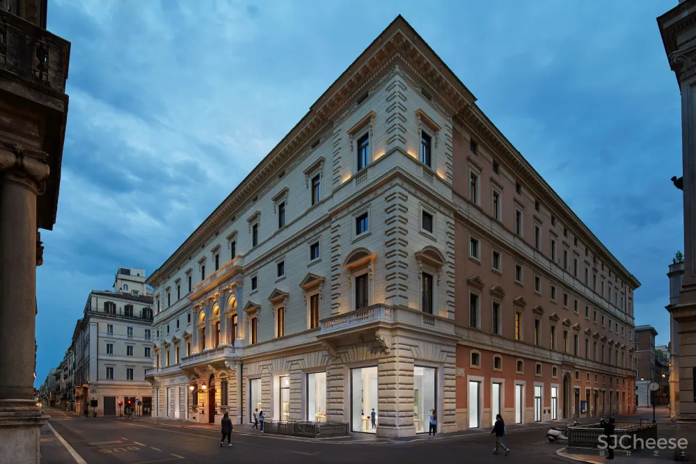 苹果最新旗舰店开幕!Foster Partners 爆改百年宫殿,刷新零售空间逼格