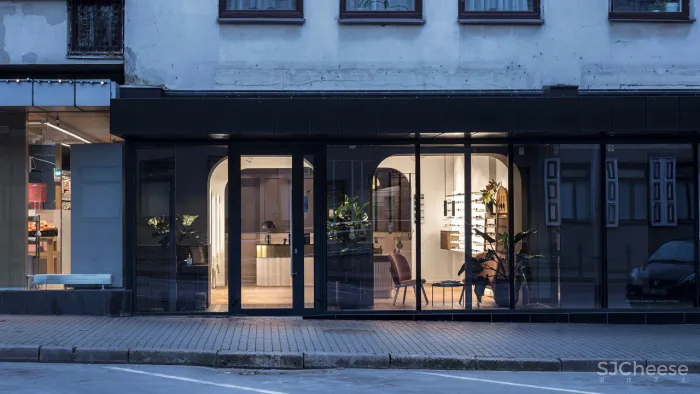 一个温馨家庭的氛围眼镜店设计