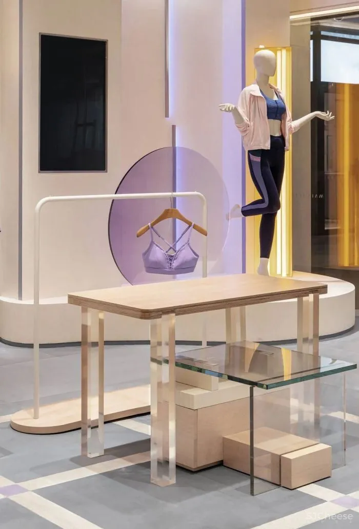 奶油黄色让顾客与空间更加贴近