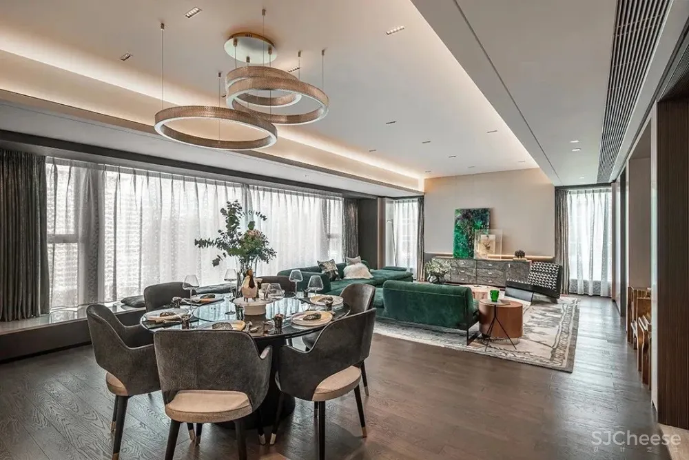 330m² 顶层豪宅,都市慢生活的无限畅想