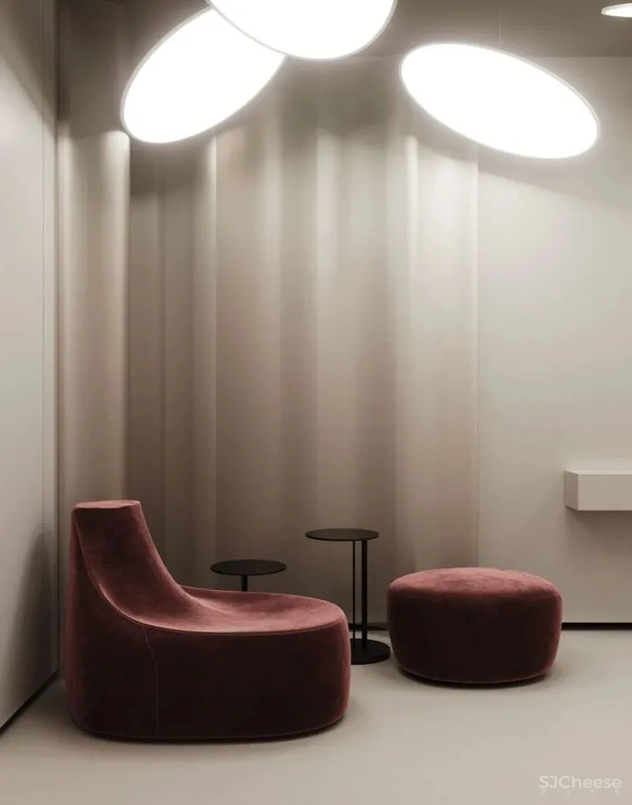 「未来派」漫游极简空间