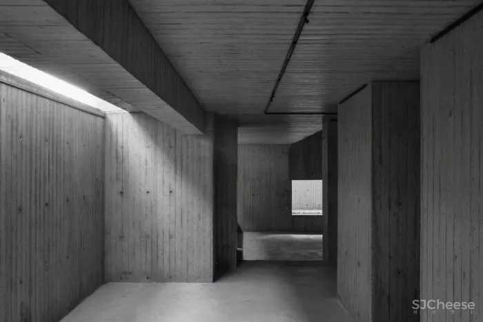 新作 实现建筑与使用者的自然对话 FORUS婚纱店 东形西见