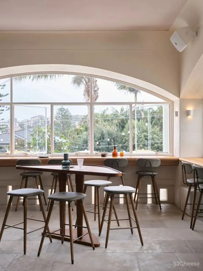 HARBORD HOTEL RENOVATION BY ALEXANDER - CO.