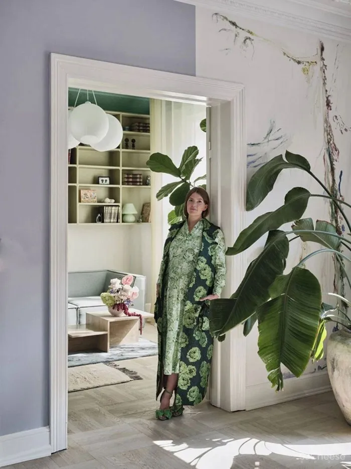 哥本哈根春天色彩柔和的斯堪的纳维亚时尚公寓