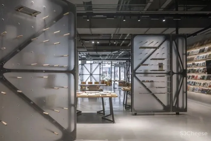 新作 嵌入旋转“结构” 无目的概念书店 罗宇杰工作室