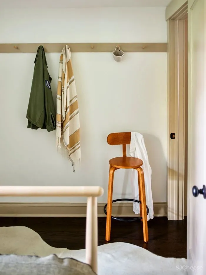 Kevin Dumais 低调奢华,一场来自中世纪的邂逅