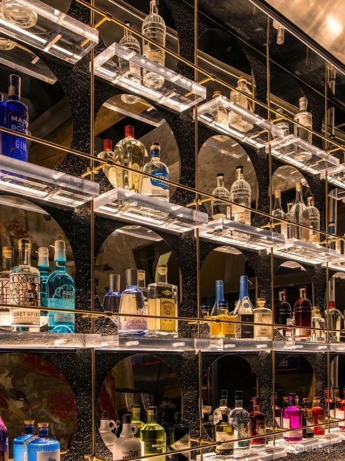 大小咖啡,北京前门店 / 余留地