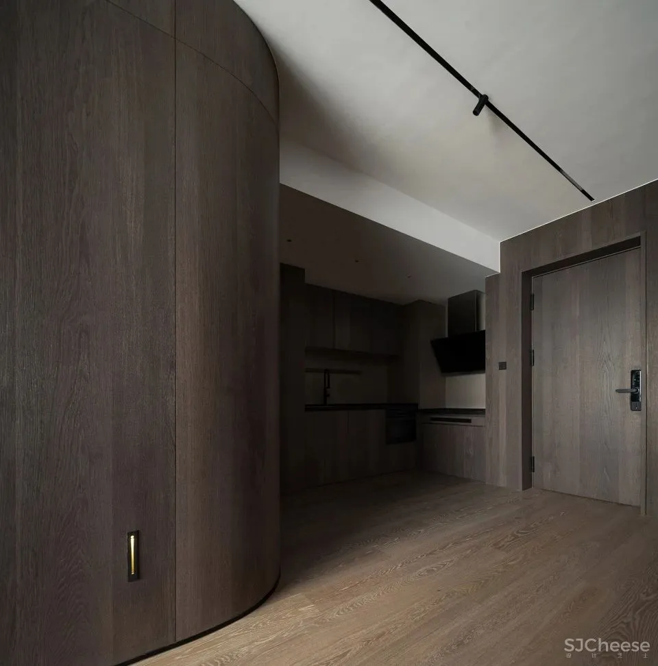 新作 塑造幽暗静谧的沉浸式住宅 一间静室 一点设计