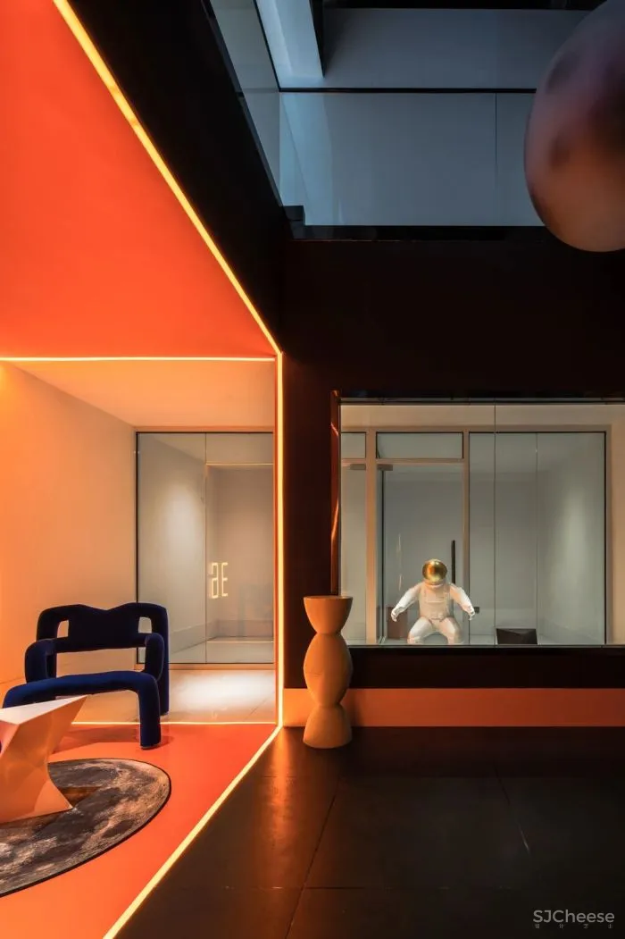 寸匠FF：赛铂电竞酒店