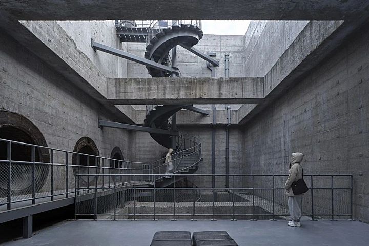 重见天日的深坑 杨浦区电厂遗迹内的艺术空间 同济原作