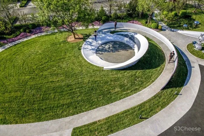 售楼处5大新玩法:美食餐厅 、超市、图书馆、游乐场......