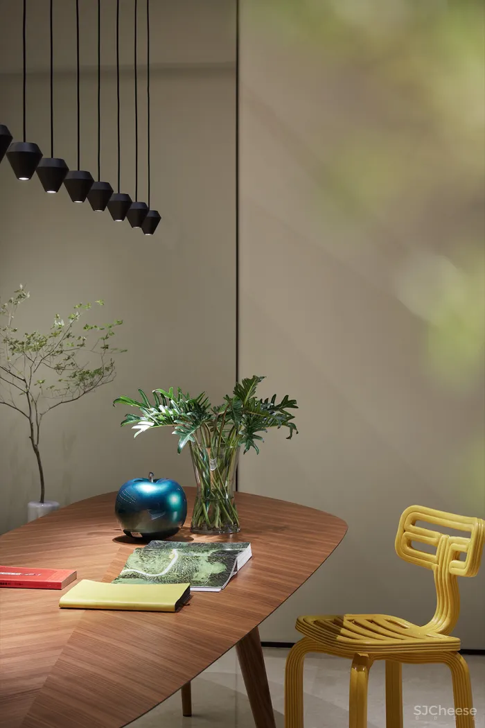 873㎡简约私宅 · 家是一个容器,盛放真实的自我!