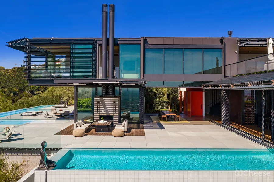 4亿的好莱坞豪宅,1453㎡到处“暗藏机关”!