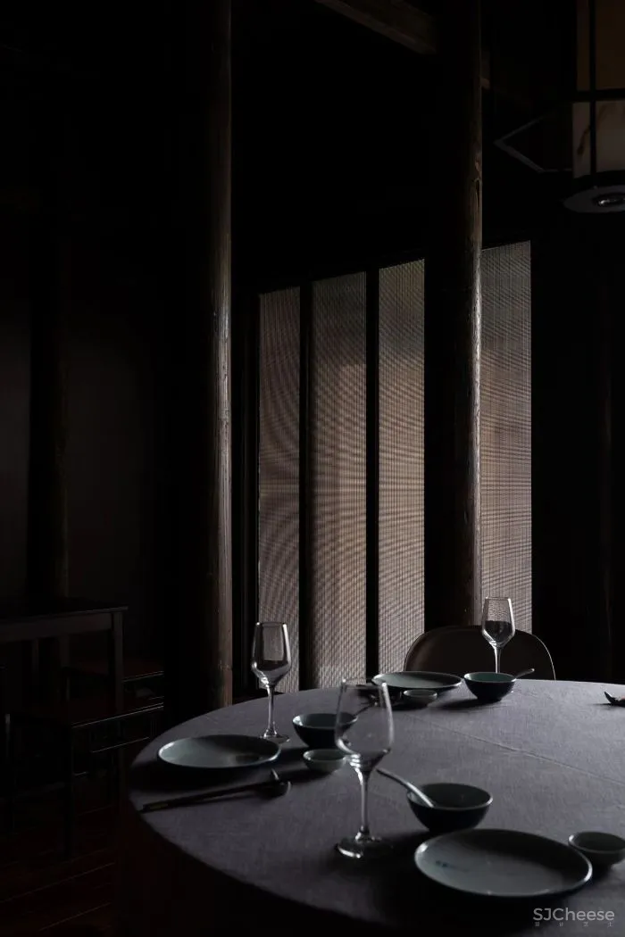 南筑设计苏阳 × 定胜堂餐厅:朦胧江南