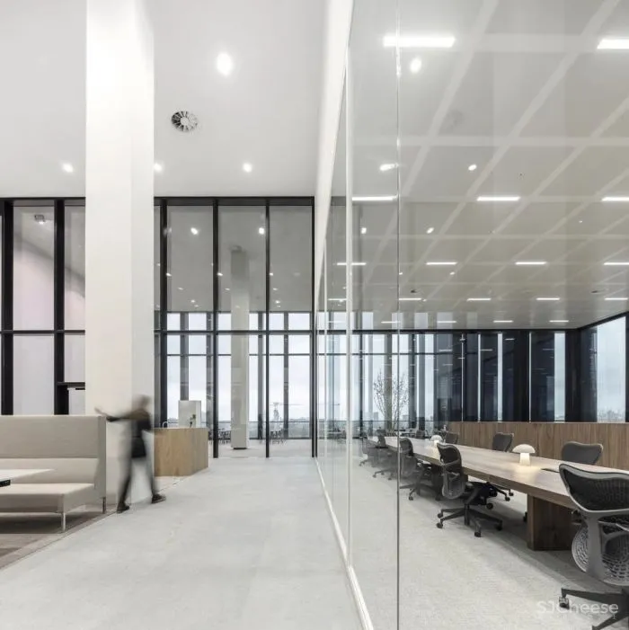 新阿姆斯特丹法院 荷兰最大、最权威的法院