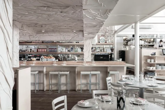 首发 | George Livissianis设计,Chin Chin +DOLPHIN 餐厅