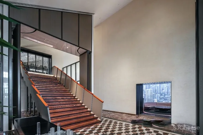 重庆18T,像“梯”一样生长!