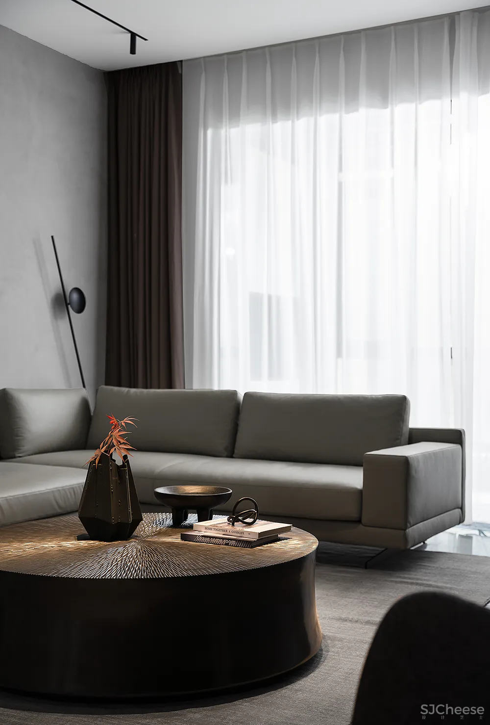 新作丨 夏承龙:240㎡极简私宅,克制而热烈!