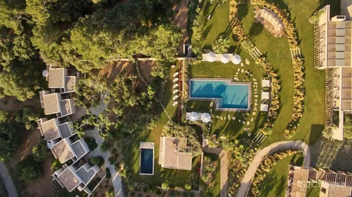 建筑师开的民宿,用设计还原空间的本质