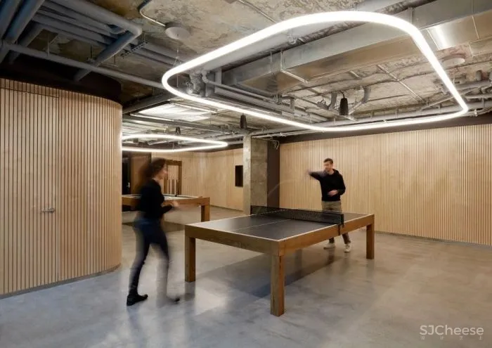 BIG新作 缓缓倾斜的立面 The Smile多功能住宅楼