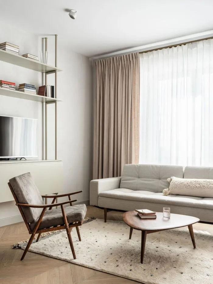 二人世界如此惬意，窝在家里也是一种幸福