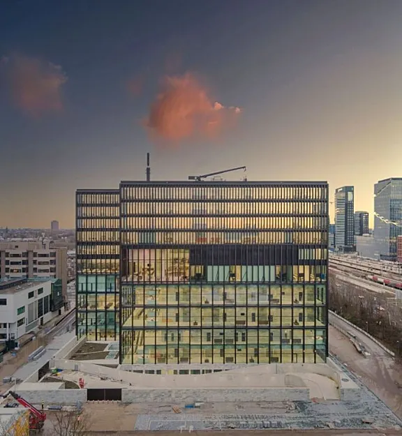 KAAN 新作 具有纪念意义和组成感的阿姆斯特丹新法院大楼