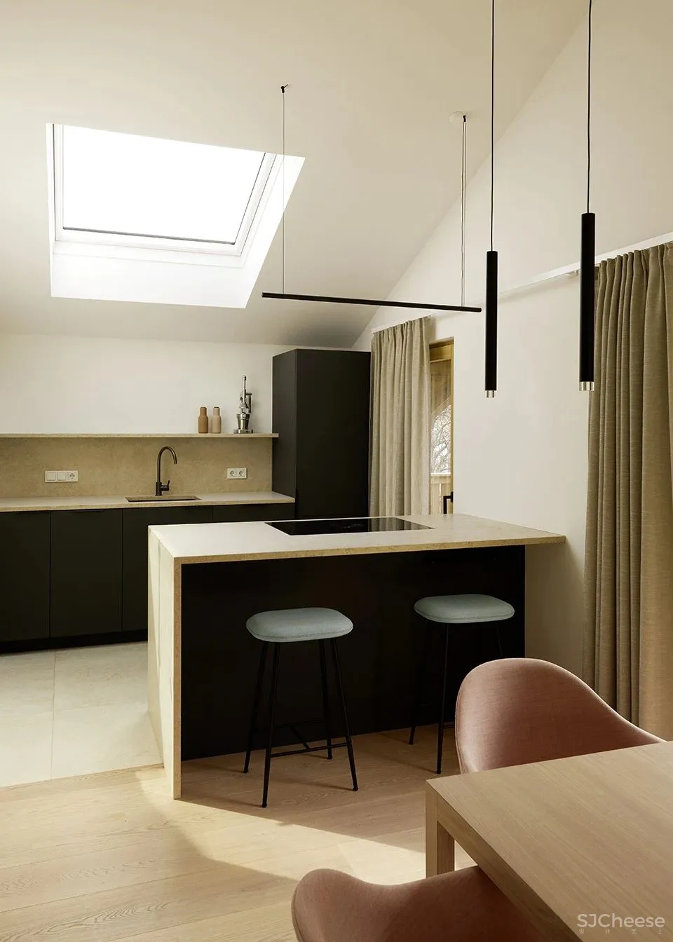 每一处都洒满阳光?这个原木系公寓绝对是你的菜!